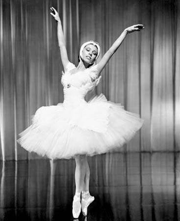Maria Tallchief, wearing ballerina costume, black & white photo